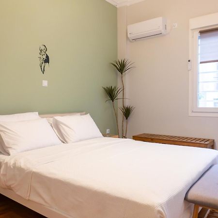 50 Steps Metro Kato Patisia Renovated Athens Apt Bagian luar foto
