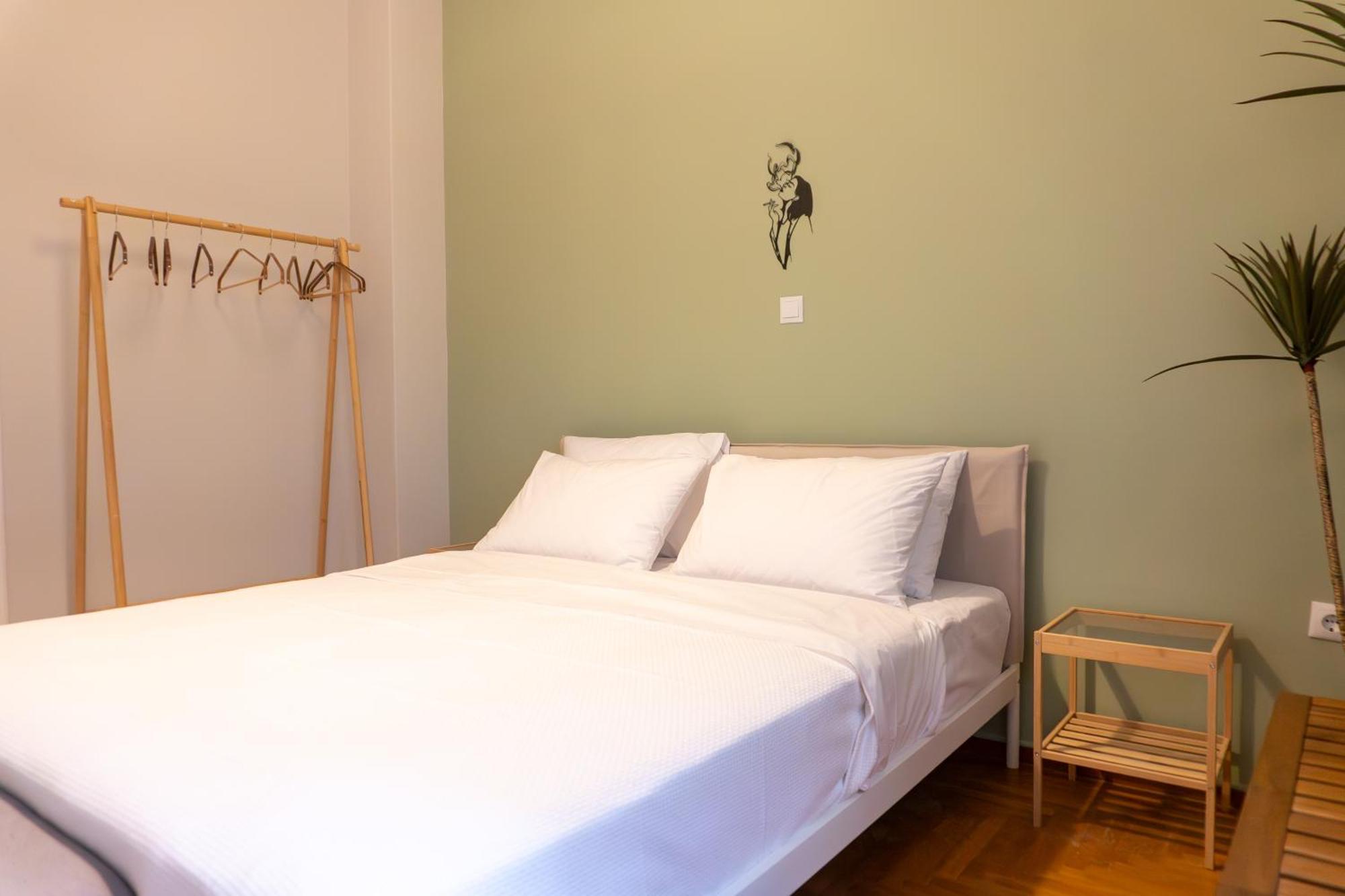 50 Steps Metro Kato Patisia Renovated Athens Apt Bagian luar foto
